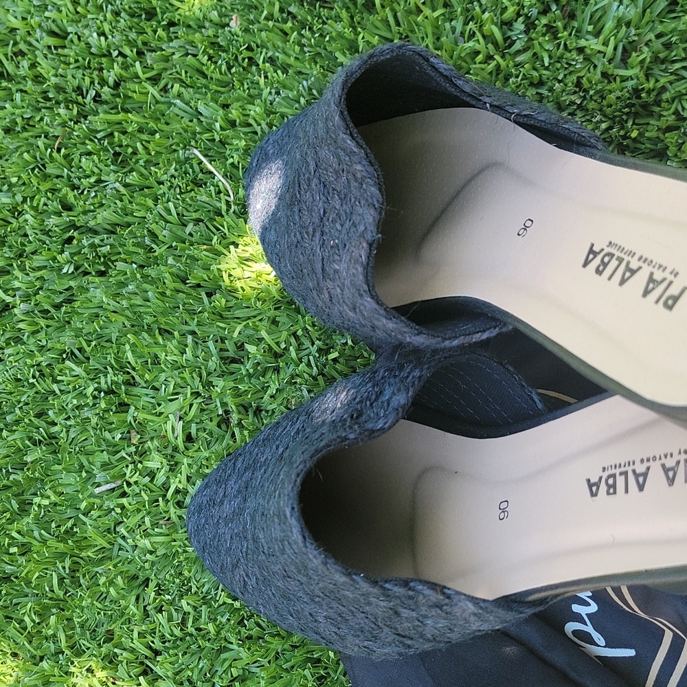 Abaca Mules - Picture 5 of 9